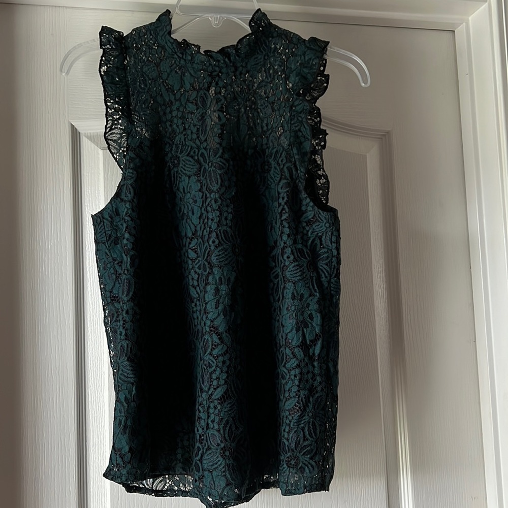 NWT Sugar + L!ps Sleeveless Blouse M